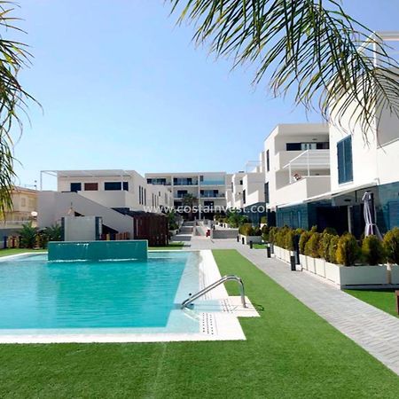 Palmview Poolside Heaven In Turquesa Del Mar Apartment Orihuela Bagian luar foto