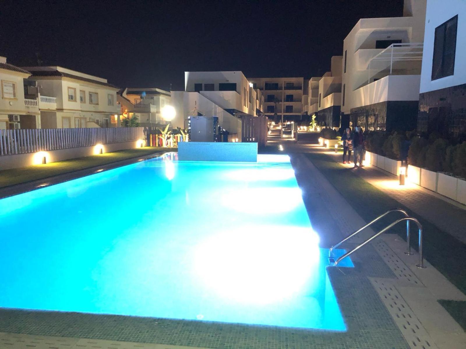 Palmview Poolside Heaven In Turquesa Del Mar Apartment Orihuela Bagian luar foto
