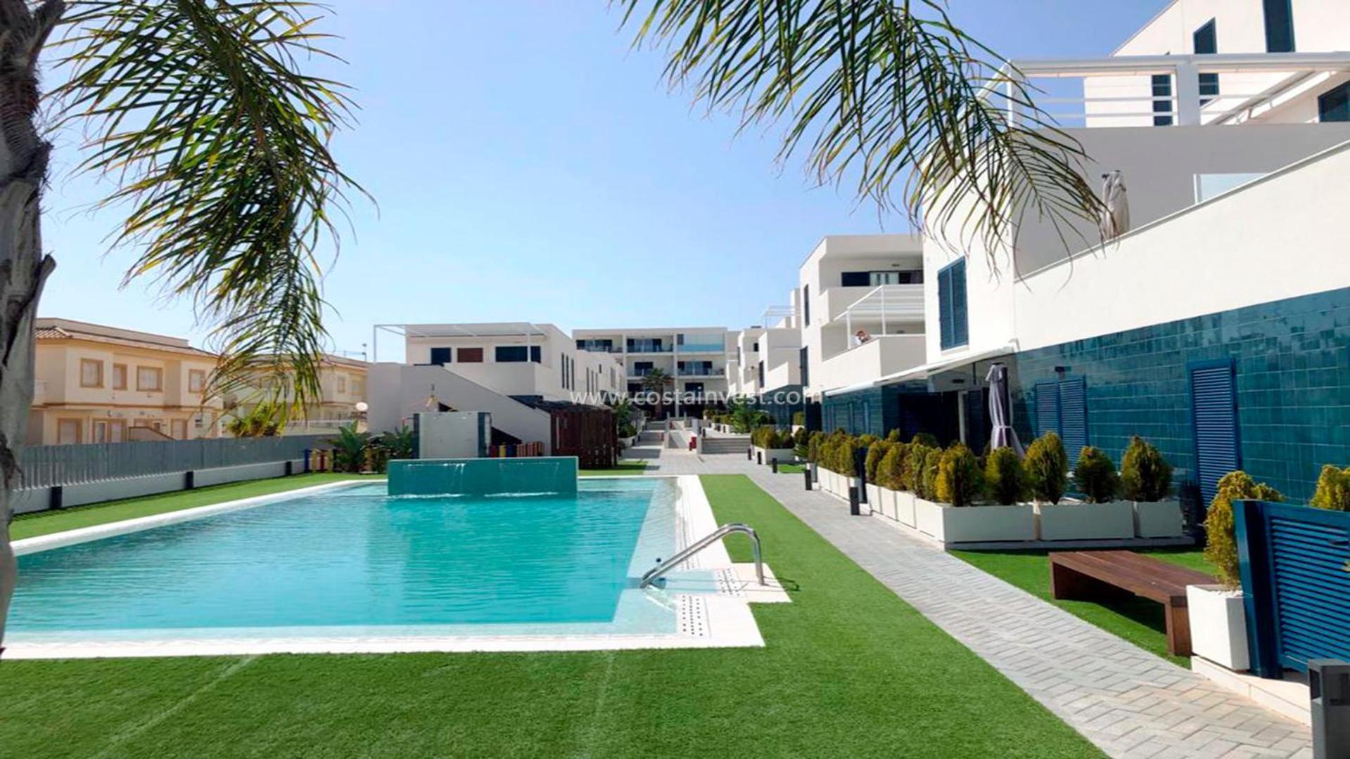 Palmview Poolside Heaven In Turquesa Del Mar Apartment Orihuela Bagian luar foto